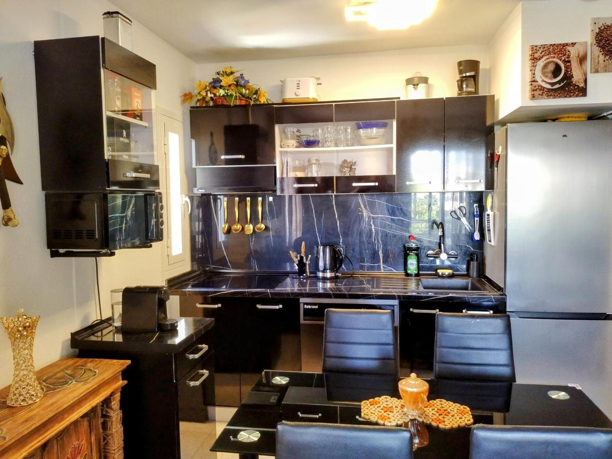 בנאלמדנה Apartment Helena מראה חיצוני תמונה